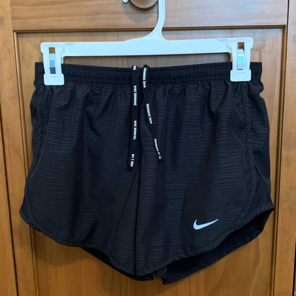 Nike dri-fit running shorts - Picture 2 of 4